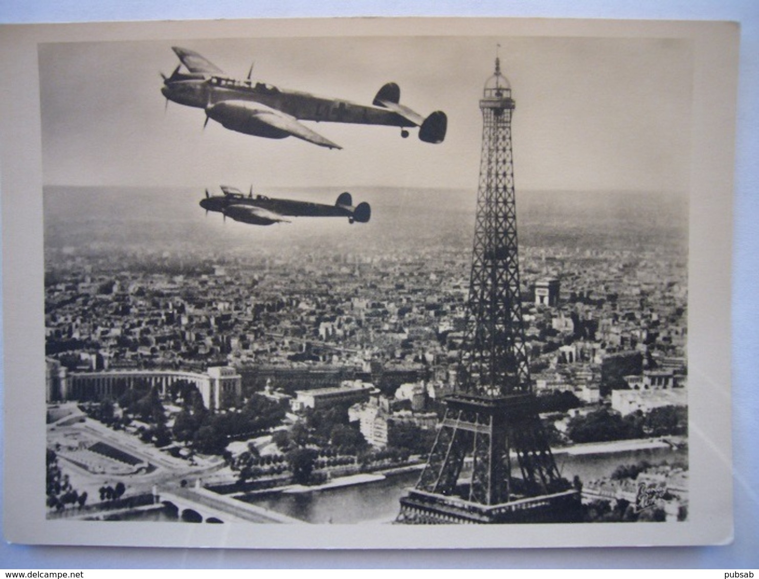 Avion / Airplane / DEUTSCHE LUFTWAFFE / Messerschmitt ME 110 / Ober Paris - 1939-1945: 2nd War