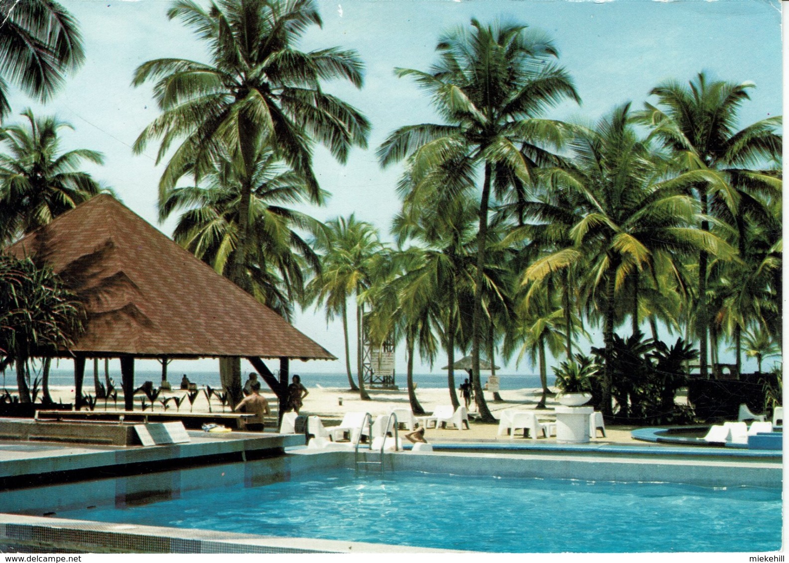 Ivory Coast ASSINIE-COTE D'IVOIRE-CLUB de natation-swimming-pool-zwembad
