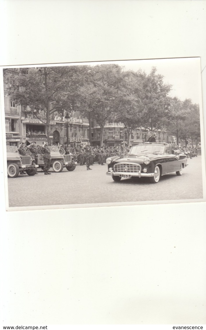 Paris : Photo De Militaires    ///  REF  OCT. 19 //   N° 9932 - Arrondissement: 15