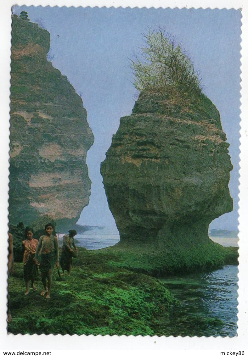 Thailande--1978--At The Footof The Uluwatu Cliff,Bali  (animée) ....cachet --timbre - Thailand