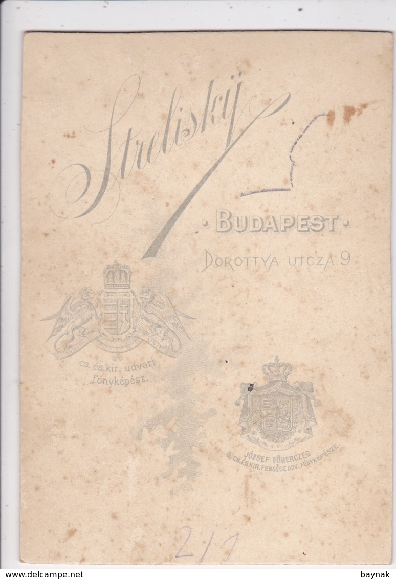 HUNGARY  --  BUDAPEST  --  CABINET  PHOTO,  CDV   --   GENTLEMAN  --  PHOTOGRAPH: --  STRELISKY  --   14 Cm X 9,7 Cm - Alte (vor 1900)