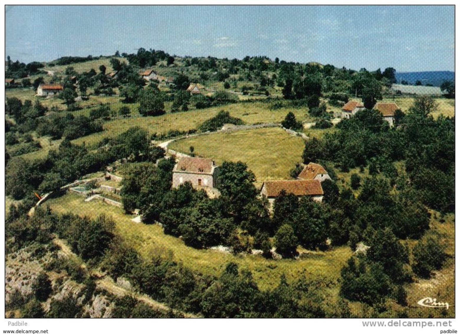 Carte Postale  46. Cajarc  Hameau De Prajoux  Vue D'avion Trés Beau Plan - Autres & Non Classés