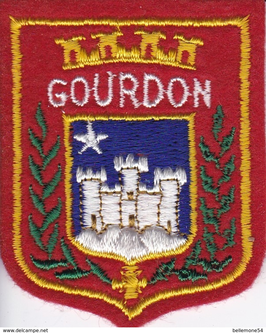 ECUSSON - TISSU BRODE  - GOURDON - Dimension: 5CMS X 6CMS - Escudos En Tela