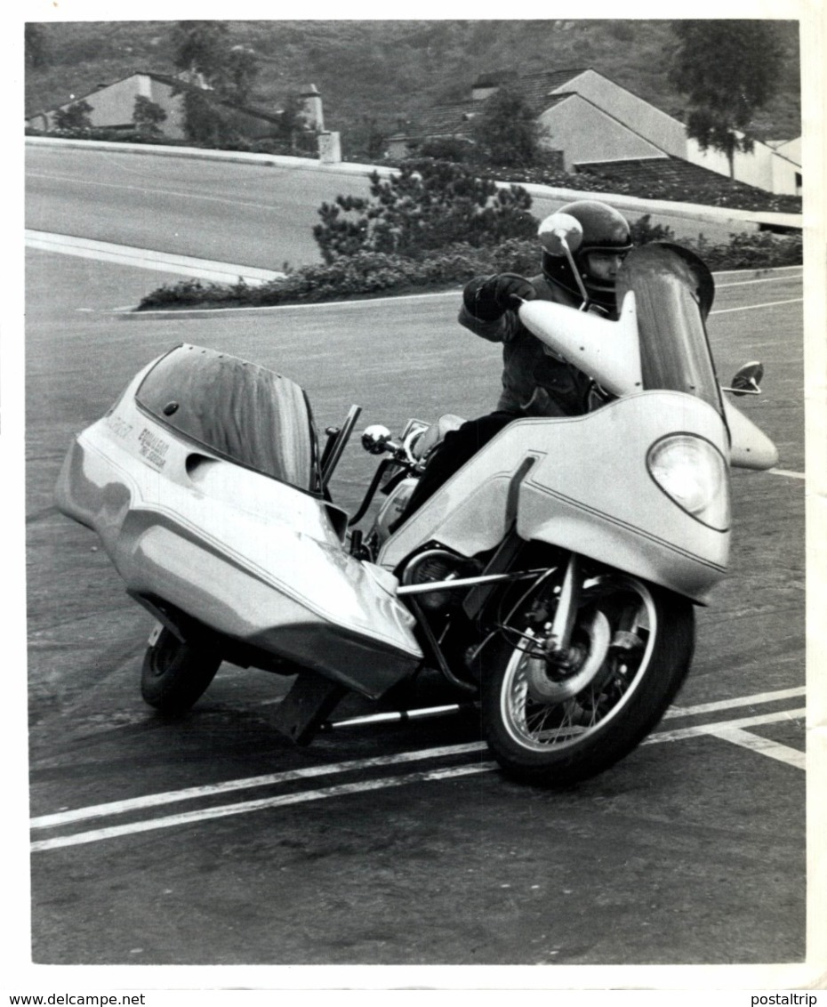 SIDECAR  +-25cm X 20cm  Moto MOTOCROSS MOTORCYCLE Douglas J Jackson Archive Of Motorcycles - Otros & Sin Clasificación