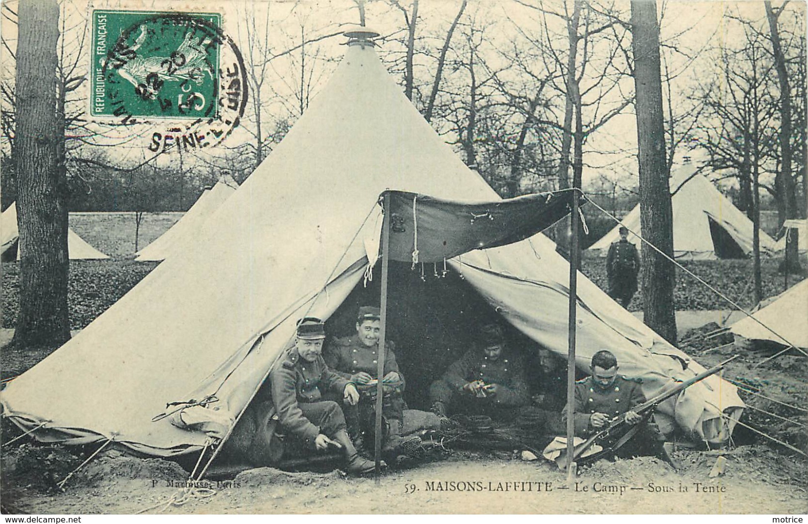 MAISONS LAFFITTE - Le Camp, Sous La Tente. - Maisons-Laffitte