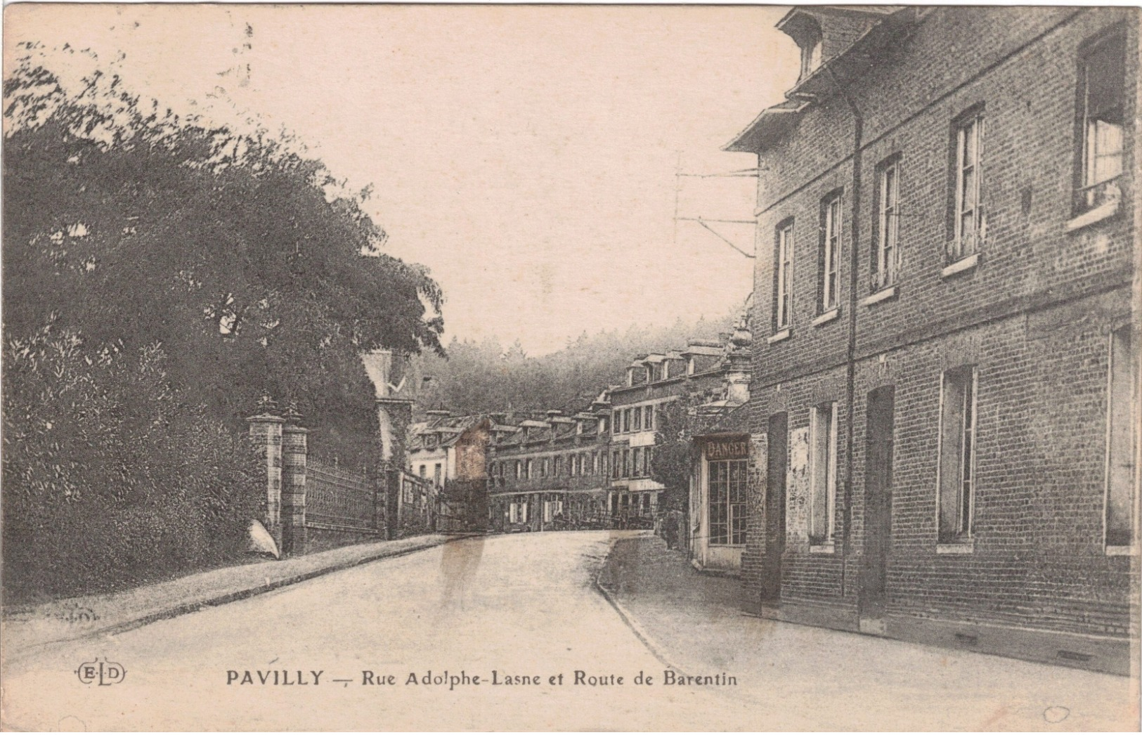 PAVILLY  - RUE  ADOLPHE LASNE ET ROUTE DE BARENTIN - - Pavilly