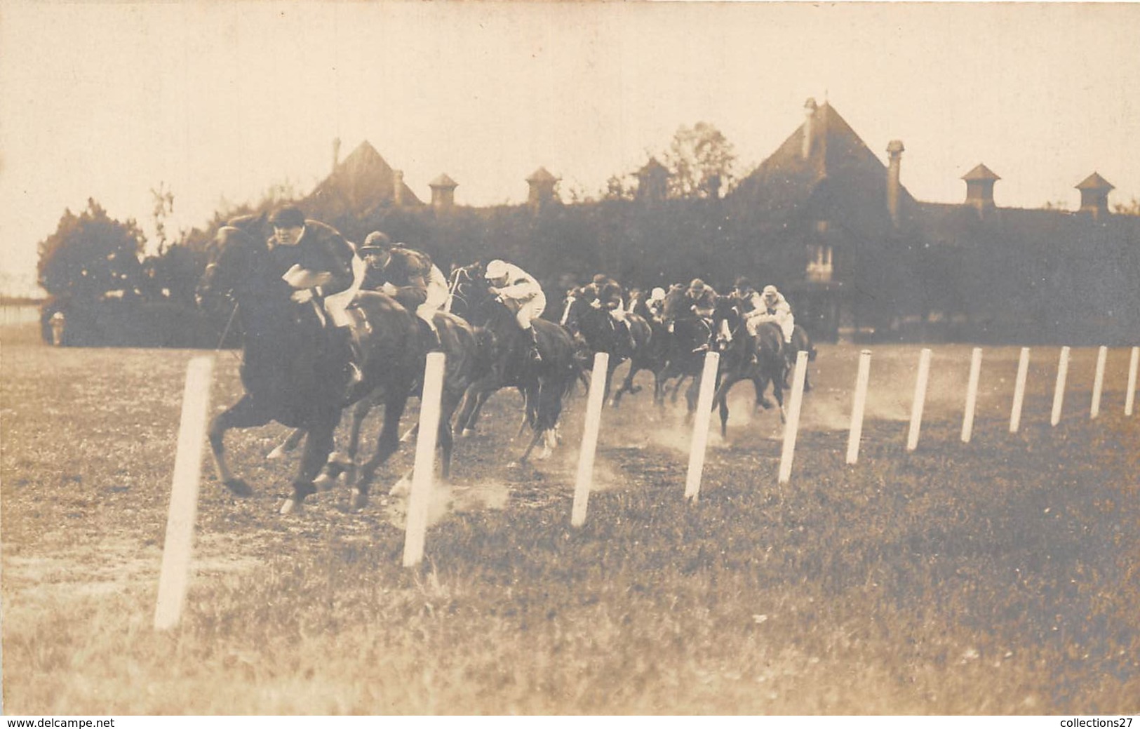 60-CHANTILLY- LES COURSES , CARTE-PHOTO - Chantilly