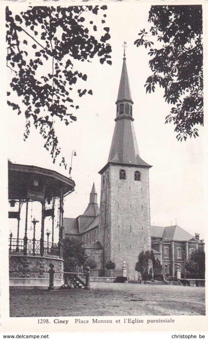 Ciney, Place Monseu Et L'Eglise Paroissiale (pk61759) - Ciney