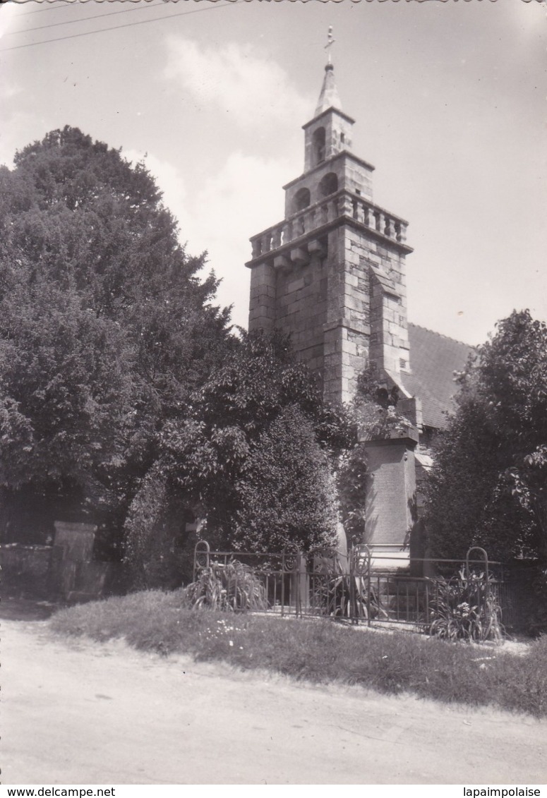 [22] Côtes D'Armor > Lanmerin L’église Et Le Monument Aux Morts RARE - Autres & Non Classés