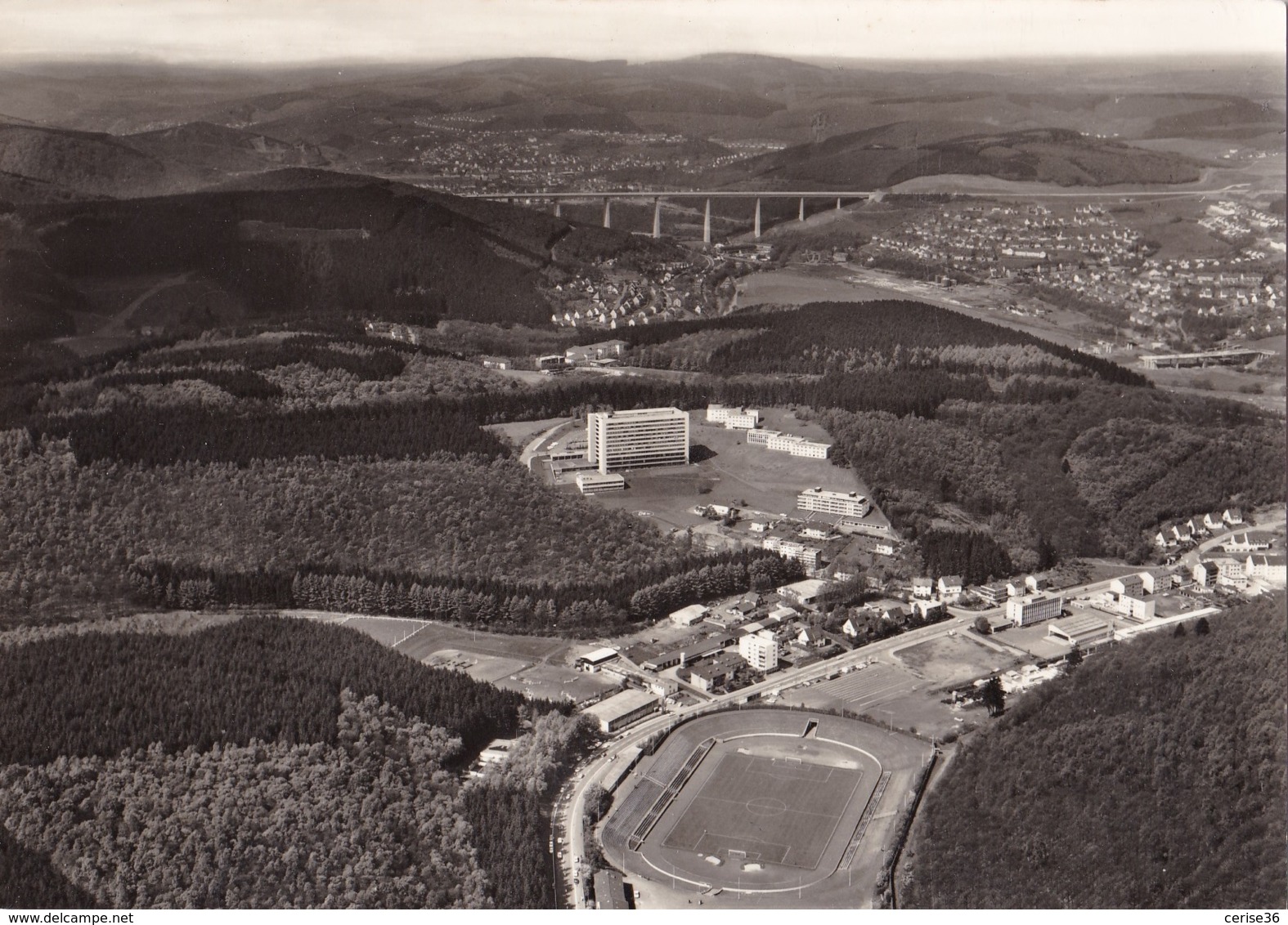 Photo Carte Siegen Stadion Und Jung-Stilling Krankenhaus - Siegen