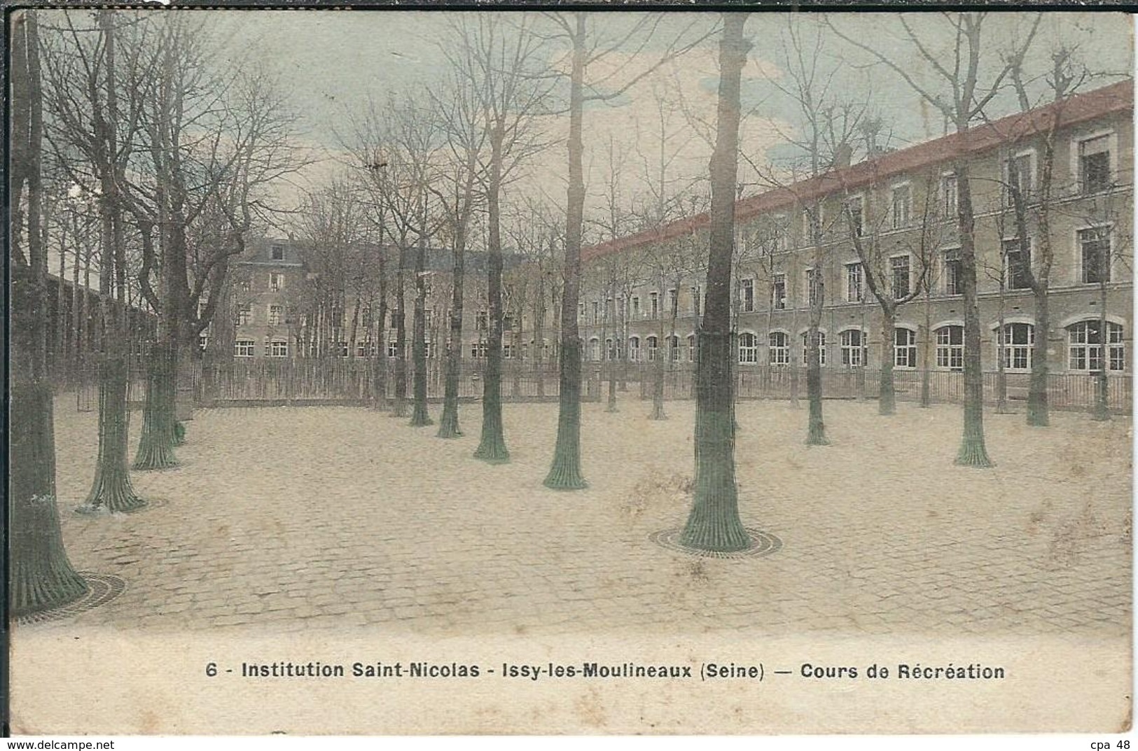 HAUTS DE SEINE : Issy Les Moulineaux, Institution St Nicolas, Cours De Récréation - Issy Les Moulineaux