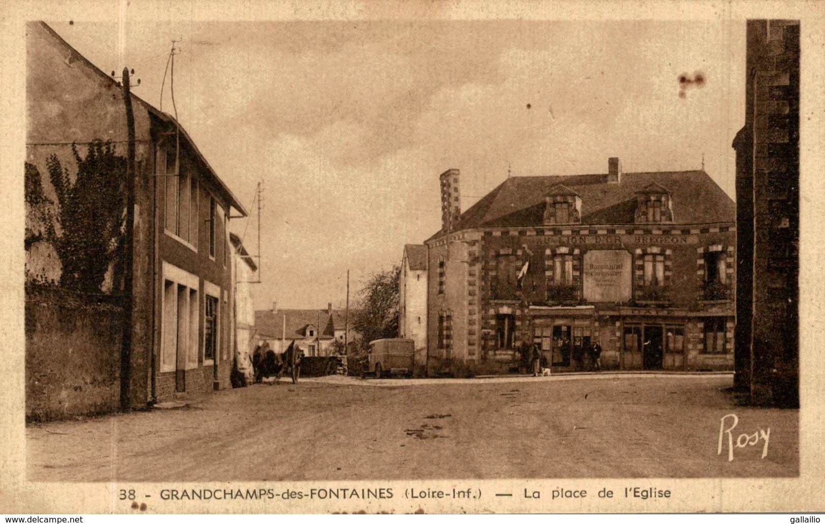 CPA RARE GRANDCHAMPS DES FONTAINES LA PLACE DE L'EGLISE - Other & Unclassified