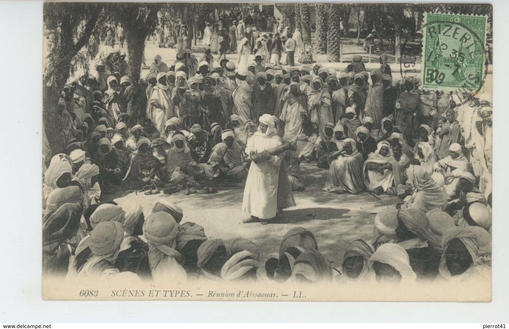 ETHNIQUES ET CULTURES - AFRIQUE DU NORD - SCENES ET TYPES - Réunion D'Aïssaouas - Afrika