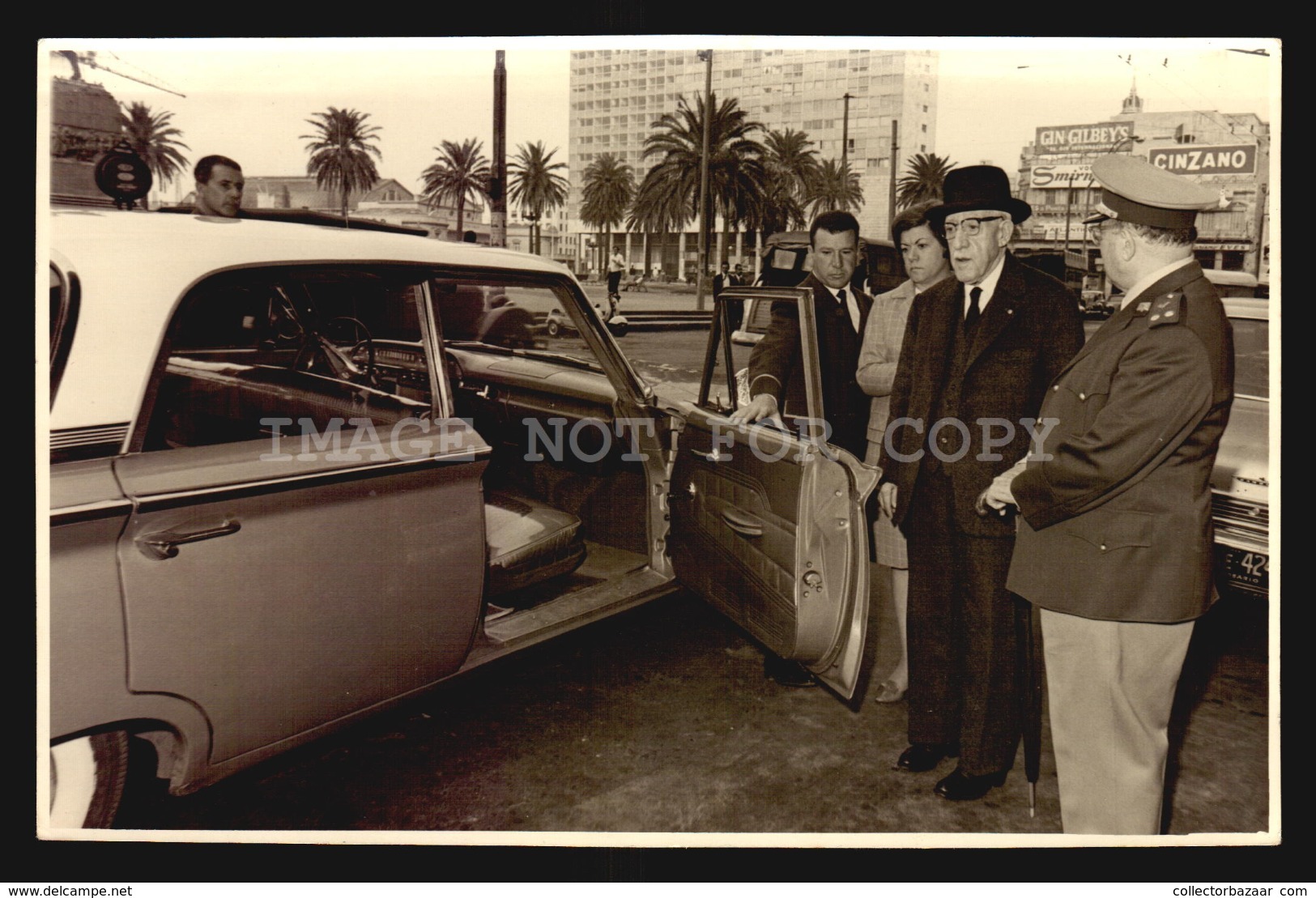 Ford Fairline 3 Nice Vintage Photographs With Brazil Authority Visit Foto Photo Car Automovil W5_758 - Cars