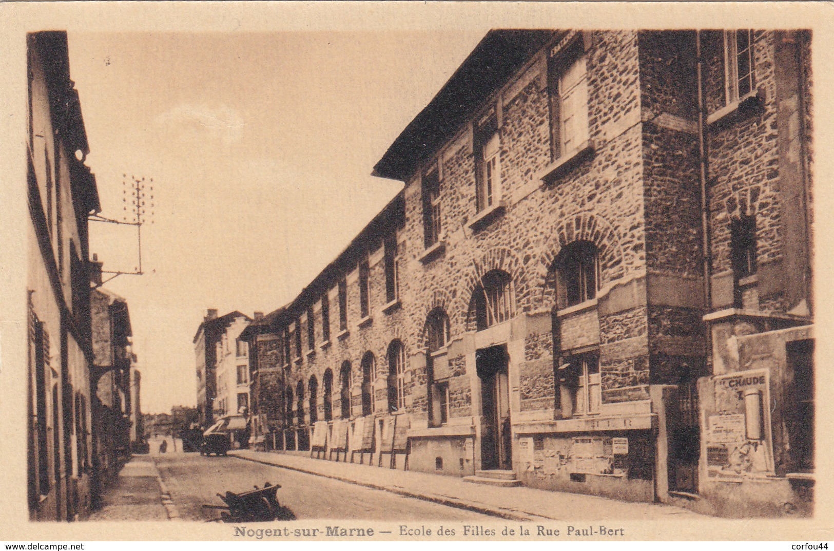 NOGENT Sur MARNE : La Nouvelle Ecole De Filles Rue Paul-Bert Vers 1938 - Nogent Sur Marne