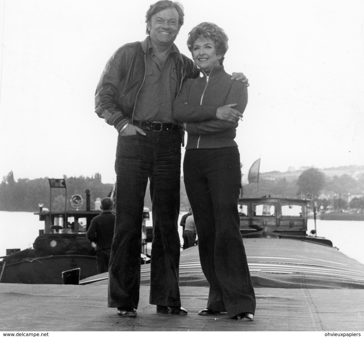 LES CHANTEURS  MICK MICHEYL Et  GEORGES ULMER  Sur Une Péniche En Belgique - Personnes Identifiées