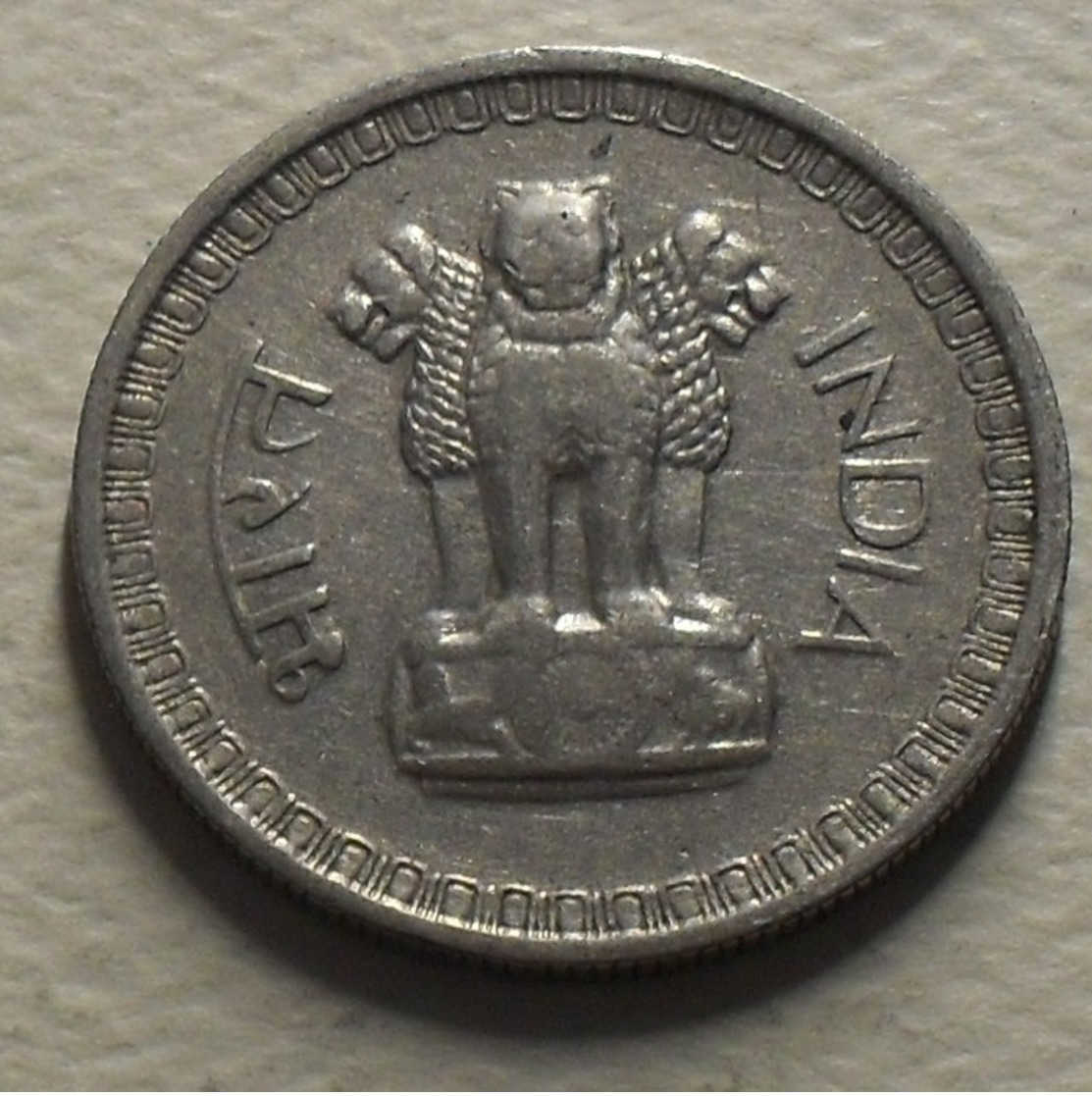 1961 - Inde République - India Republic - 50 NAYE PAISE, Calcutta, KM 55 - India