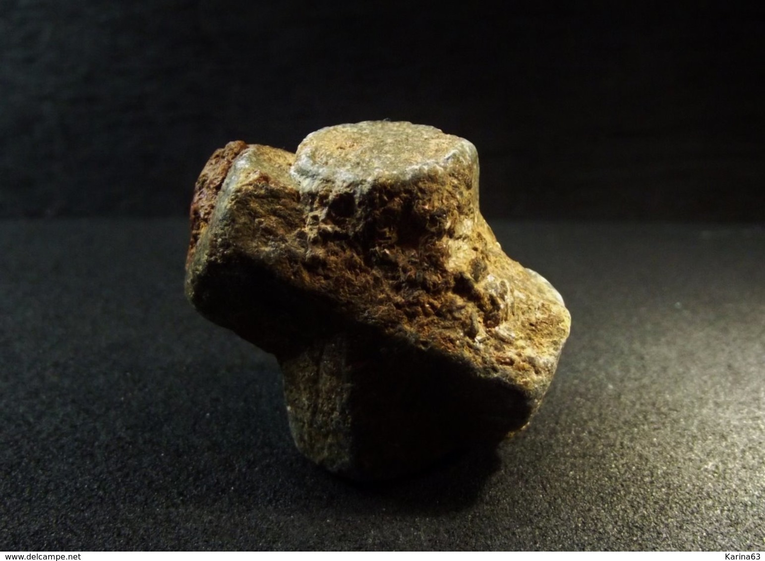 Staurolite ( 3 x 2.5 x 1.5 cm ) - Fanzeres - Gondomar - Porto District - Portugal