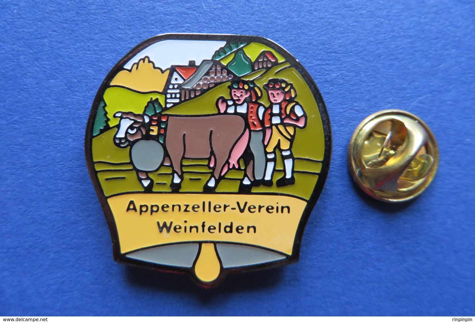 Pin's,APPENZELLER VEREIN WEINFELDEN,vache,vacca,Kuh,tradition,limité - Autres & Non Classés