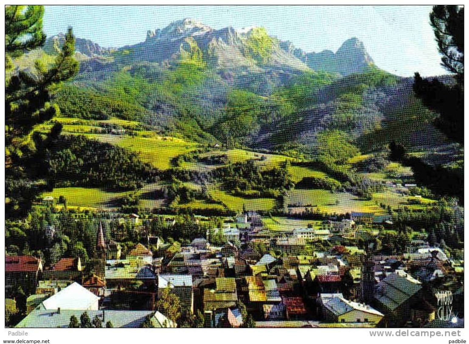 Carte Postale 04.  Barcelonnette Le "pain De Sucre" Et Le "Chapeau De Gendarme"  Trés Beau Plan - Barcelonnette