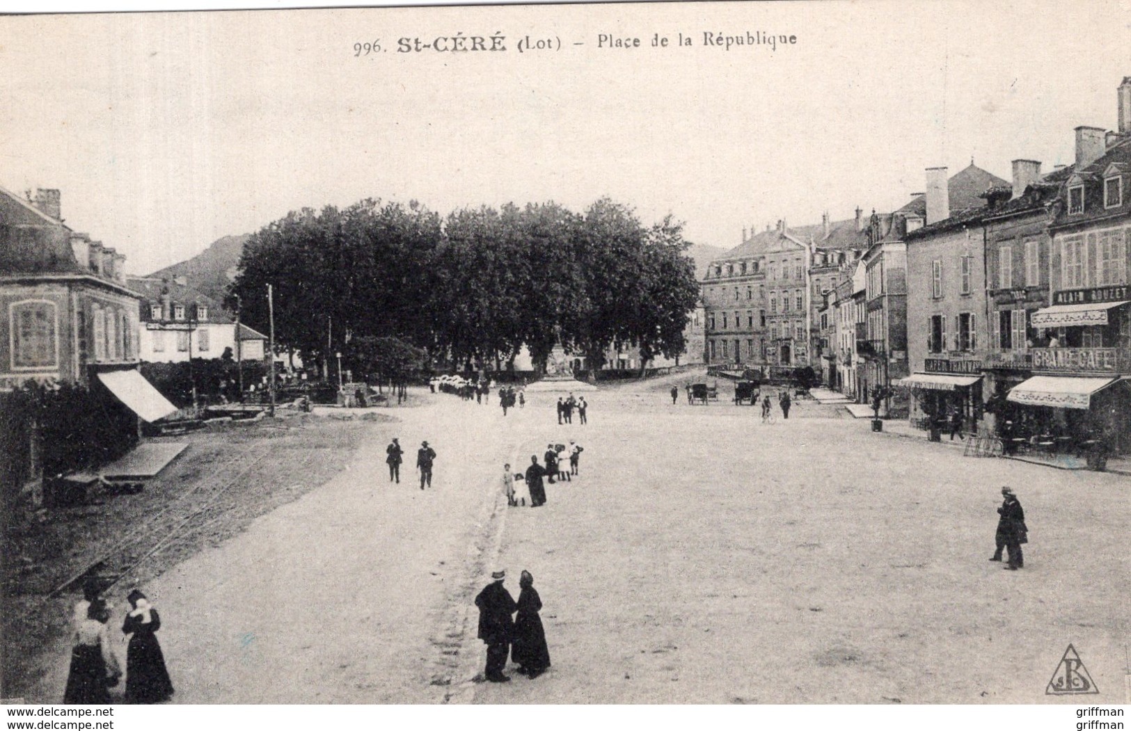 SAINT CERE PLACE DE LA REPUBLIQUE TBE - Saint-Céré