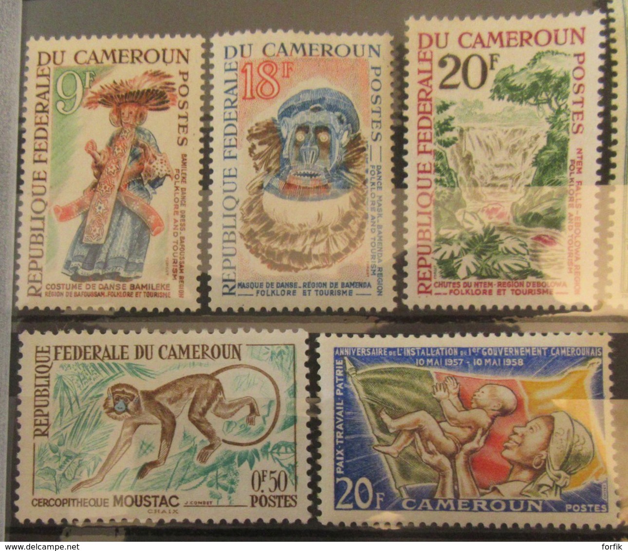 Cameroun - Collection de timbres neufs 1925 à Fin années 1960 dont taxe et Poste aérienne, séries, libération - TB