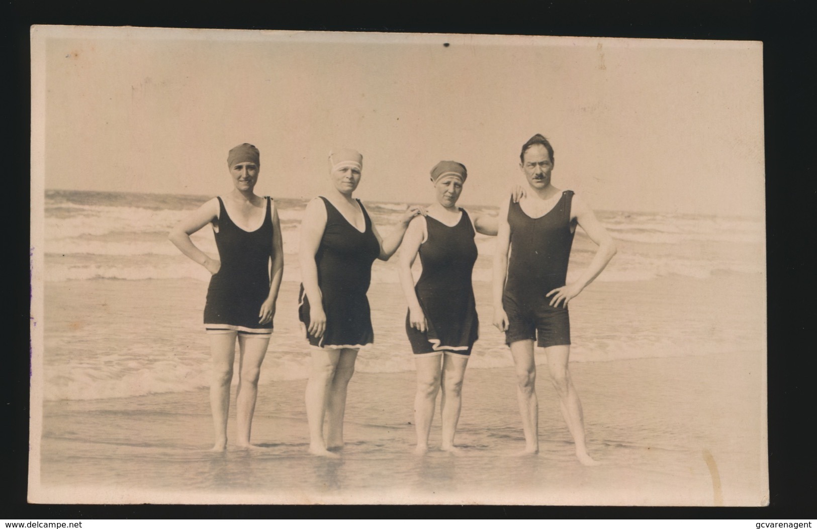 FOTOKAART AAN ONZE KUST   BAADSTER - Blankenberge