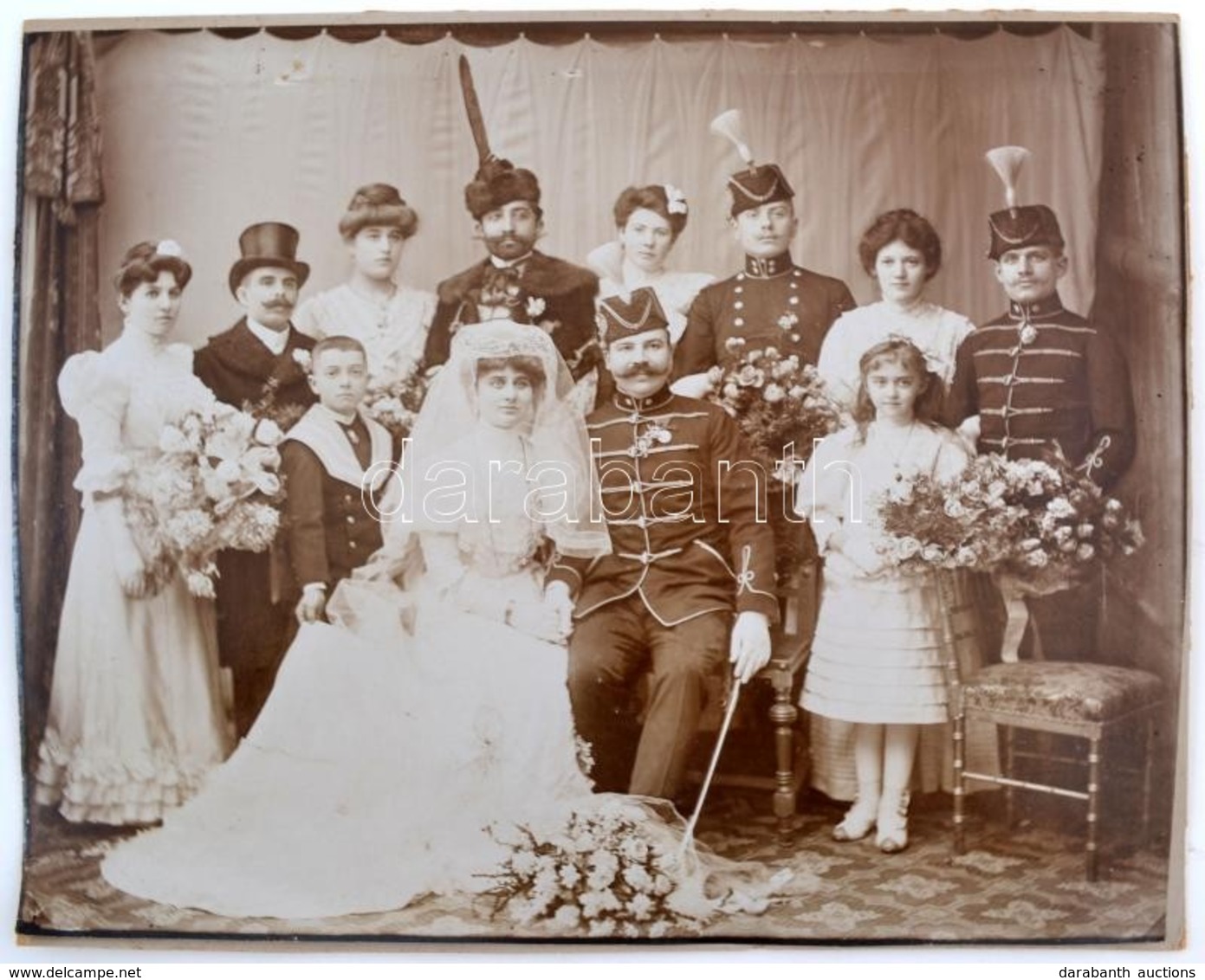 Cca 1890 Esküvői Csoportkép, Kartonra Ragasztva, 25x31 Cm - Other & Unclassified