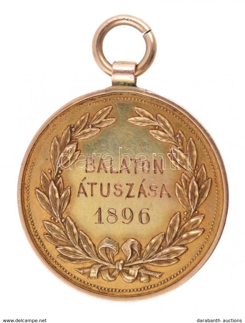 1896. 'Balaton átúszása 1896 / Magyar Úszó Egyesület' Aranyozott Br Medál Füllel, Szalag Nélkül T:1- Ph. / Hungary 1896. - Zonder Classificatie