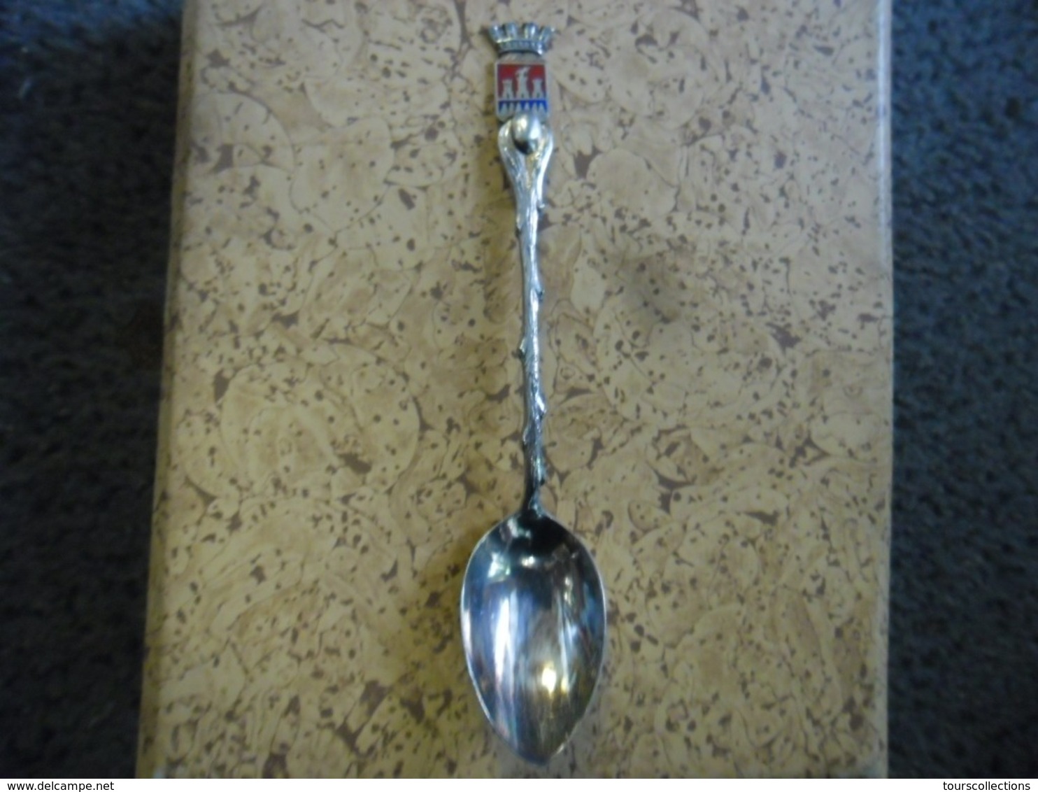 CUILLERE 12,3 Cm En  Métal Argenté -  LOURDES (65) FRANCE - Spoons