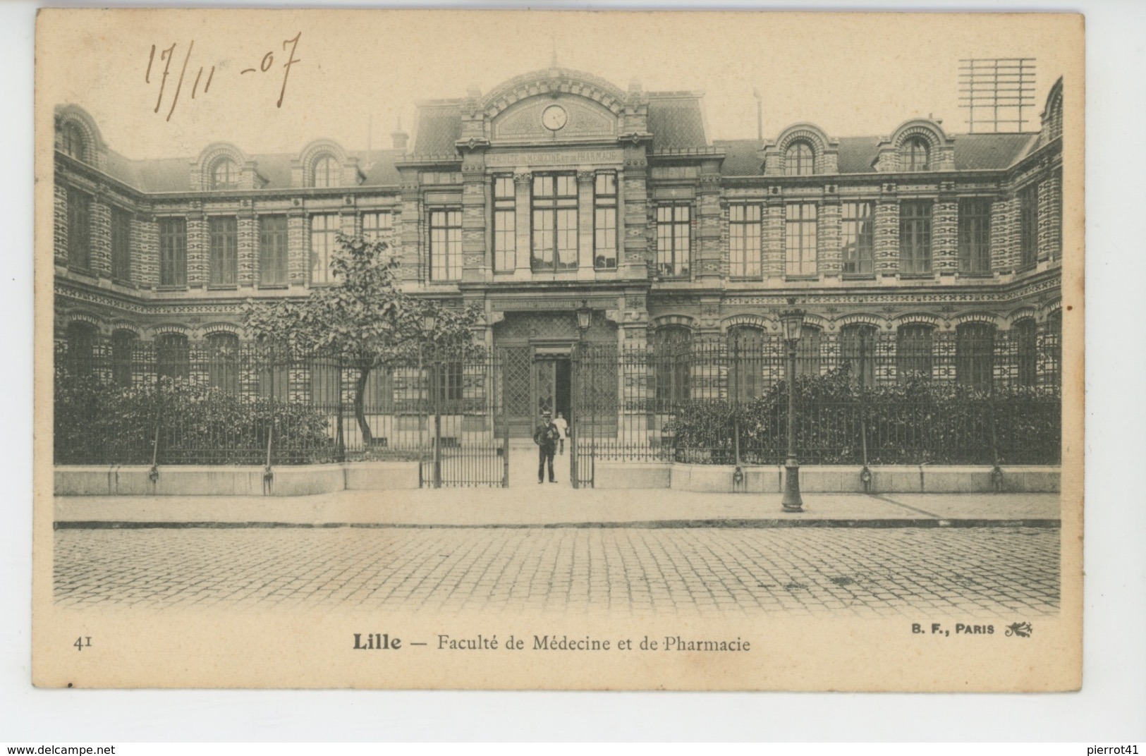 LILLE - Faculté De Médecine Et De Pharmacie - Lille