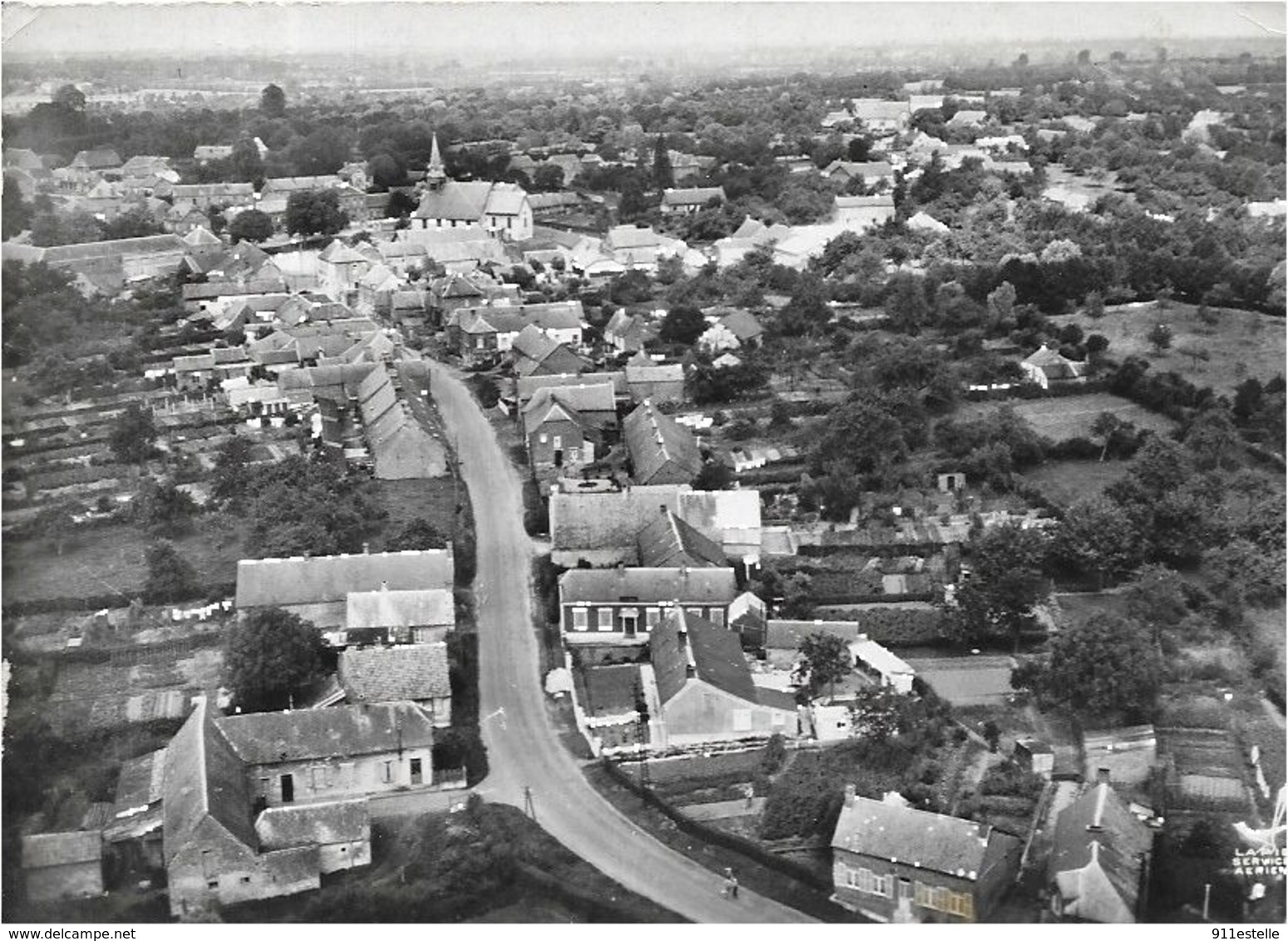 02 BOUE   .  VUE PANORAMA  . LA RUE  DE NOUVION . ( état Retaillee De 2mm °) - Other & Unclassified