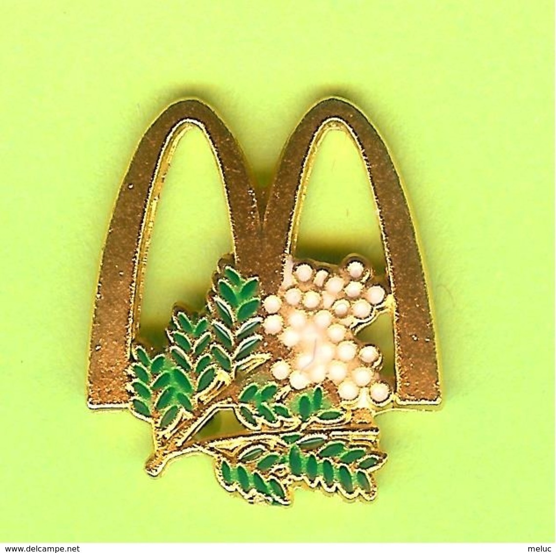 Pin's Mac Do McDonald's Ville De France Mandelieu Blanc - 5G16 - McDonald's