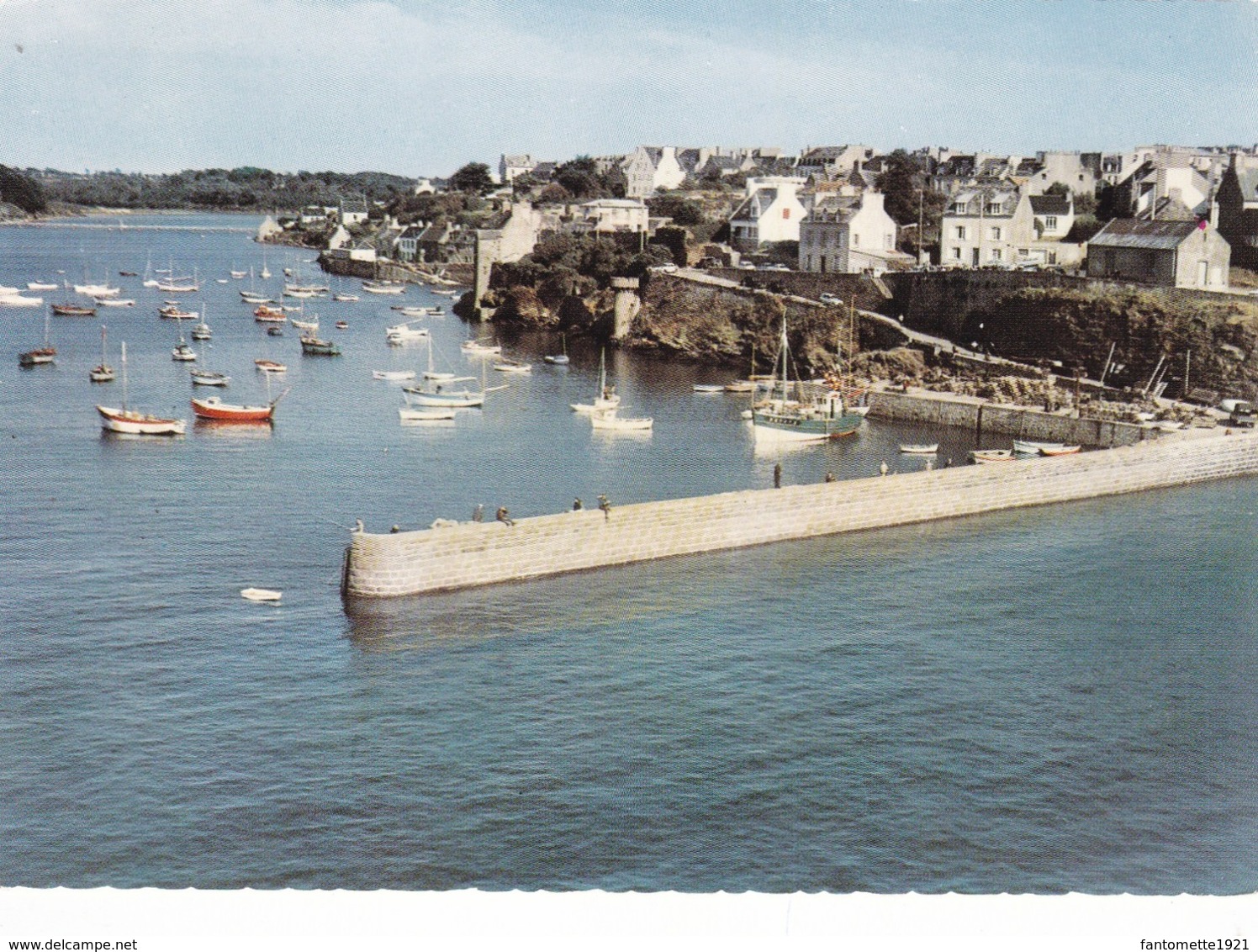 LE CONQUET LA DIGUE ET LE PORT (dil430) - Le Conquet