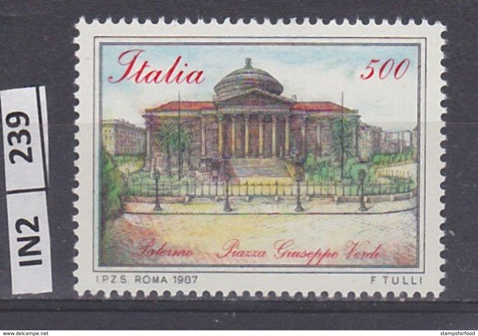 ITALIA   1987	Piazze D'Italia L. 500 Nuovo - 1981-90:  Nuevos