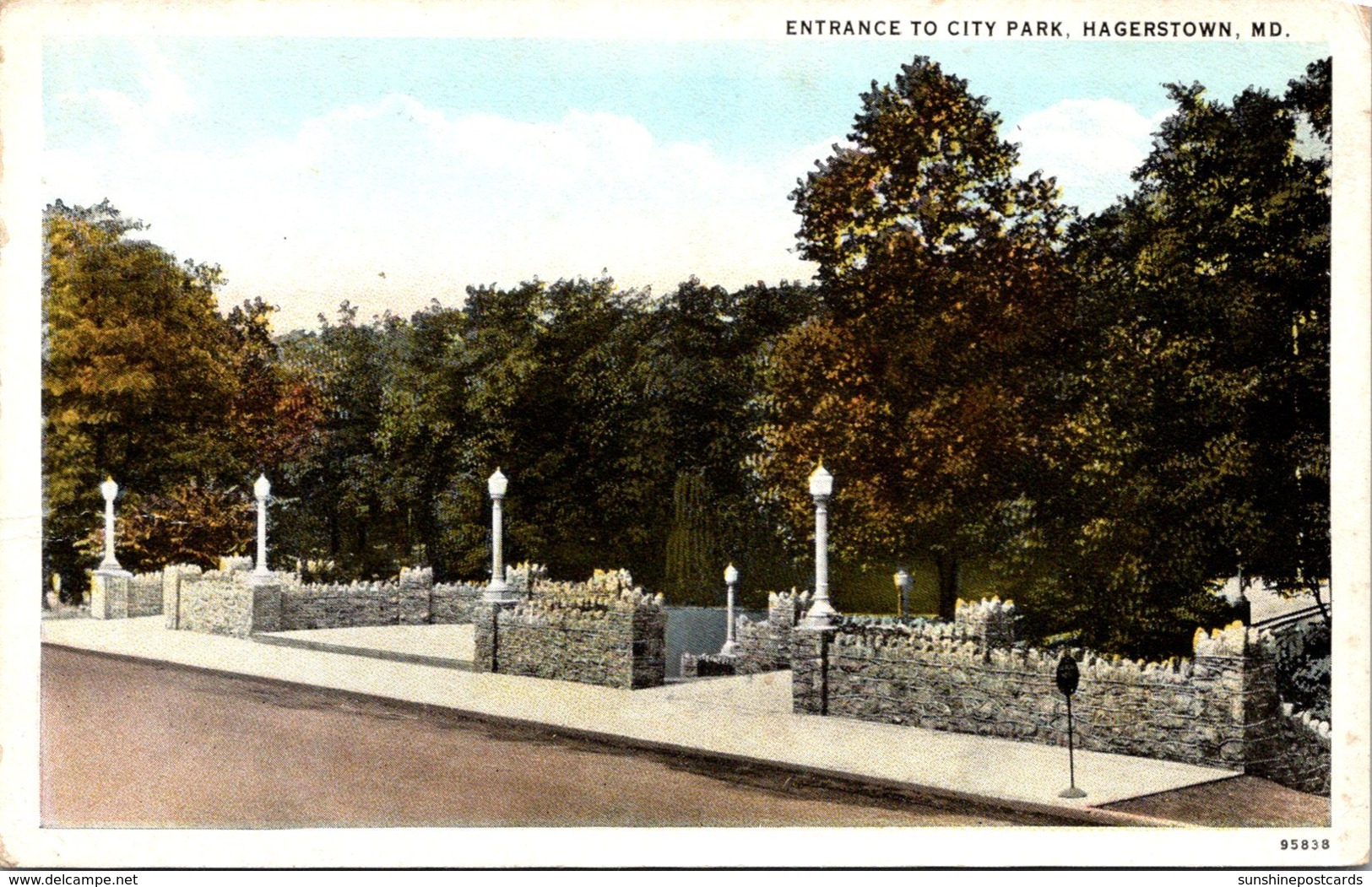 Maryland Hagerstown Entrance To City Park Curteich - Hagerstown