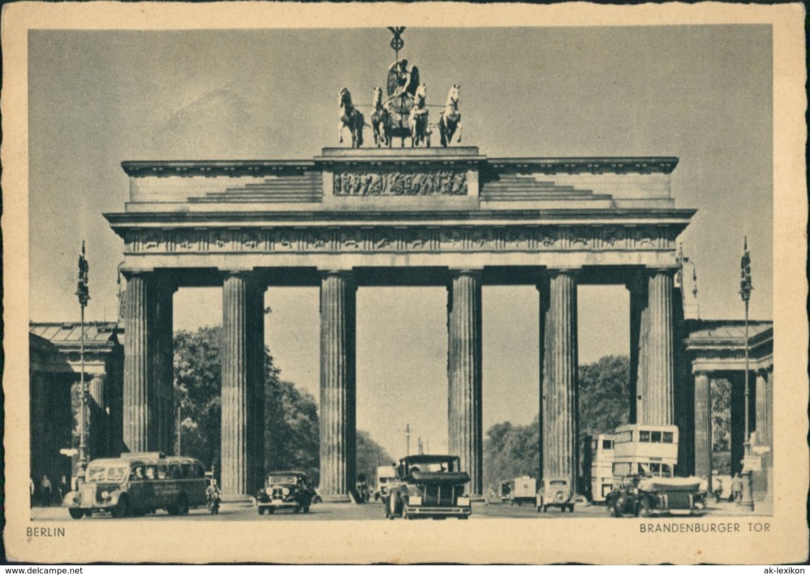 Ansichtskarte Mitte-Berlin Brandenburger Tor Bus Und Auto 1941 - Porte De Brandebourg