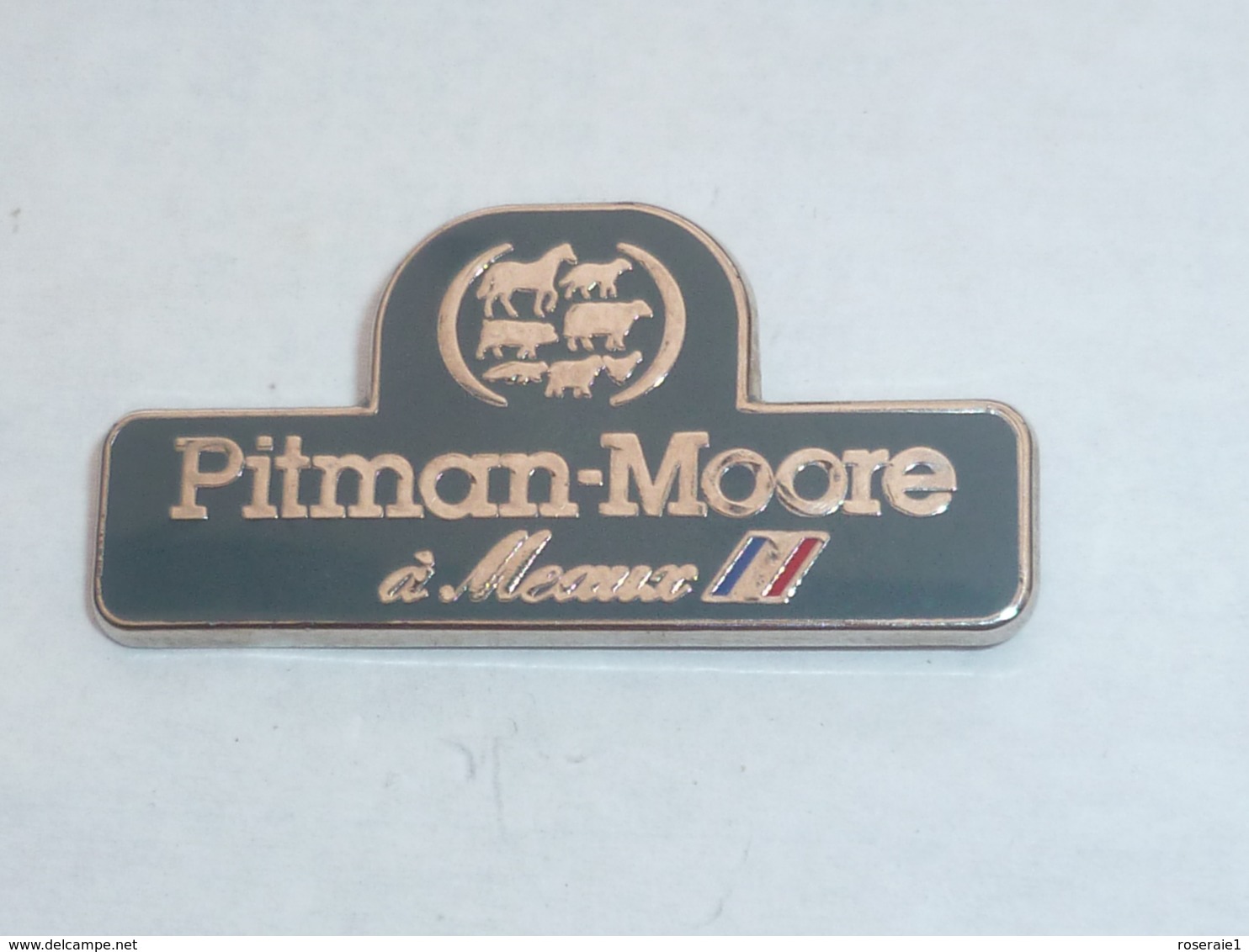 Pin's ANIMAUX, PITMAN MOORE, A MEAUX - Animales