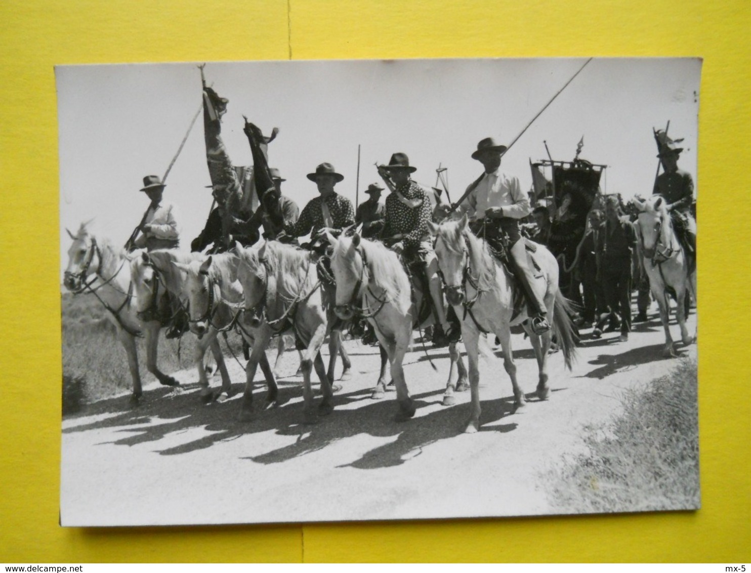 Arles ,transfert Du Marquis ,carte Photo Georges - Arles