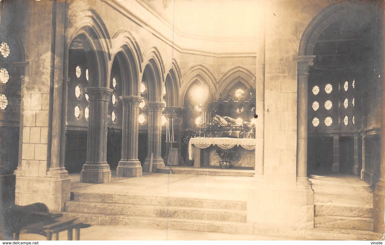 A-19-5444 : CHARQUEMONT. CARTE PHOTO DE L'INTERIEUR DE L'EGLISE. - Autres & Non Classés