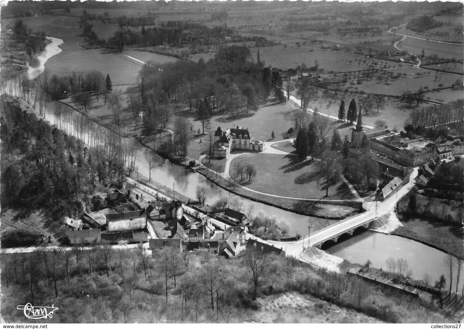 27-ACQUIGNY- LE CHÂTEAU VUE AERIENNE - Acquigny