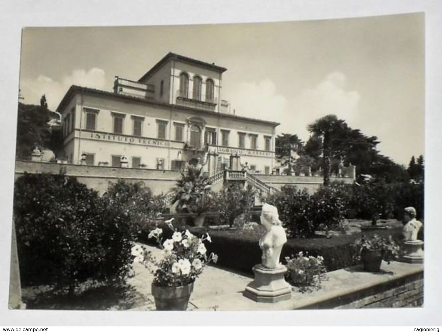 PESARO URBINO - Pesaro - Istituto Agrario A. Cecchi - Villa Caprile - Pesaro