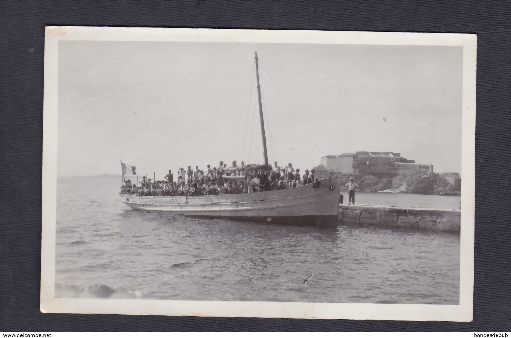 Carte Photo Hyeres Colonie De Costebelle Bateau Corail Rouge Fort De La Tour Fondue Scout Scoutisme - Hyeres