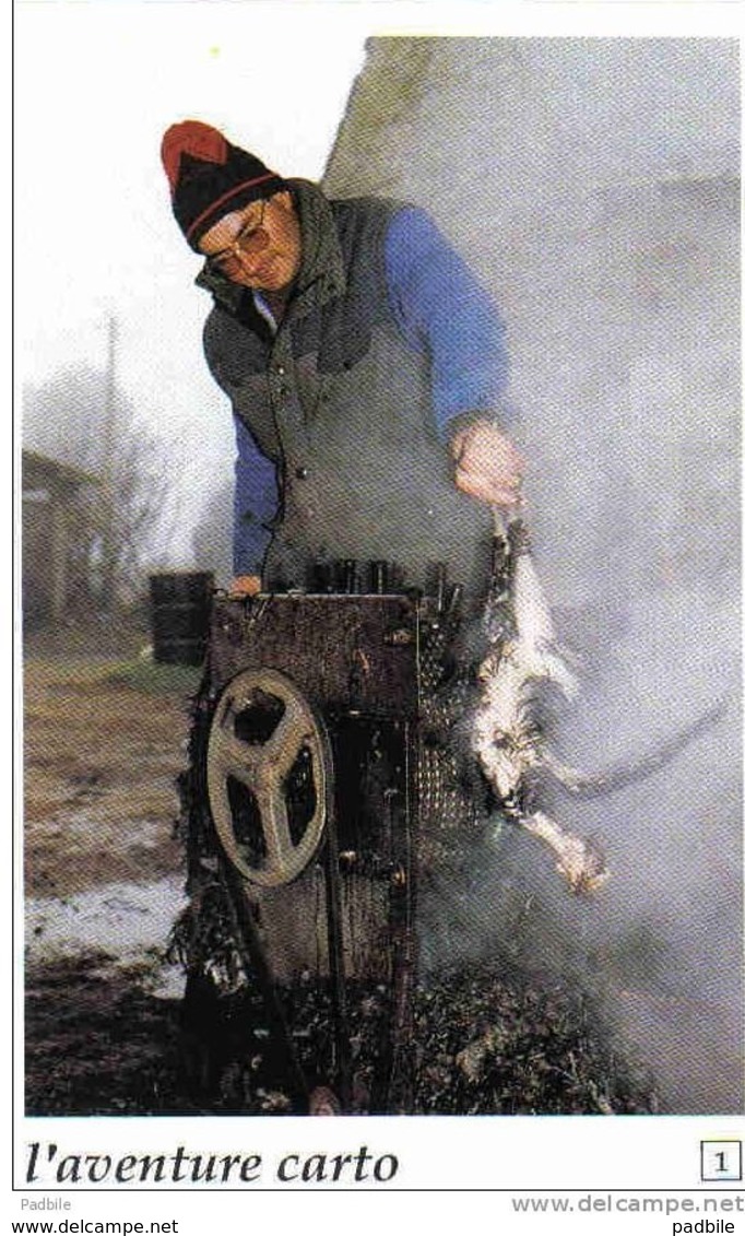 Carte Postale  44.  Herbignac Village Del'Ongle Mr. Jacques Leroux Plume Un Poulet - Herbignac