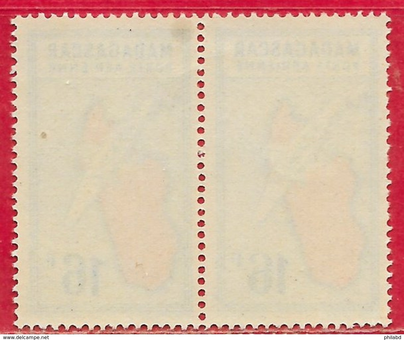 Madagascar PA N°38 & 38a Variété 16F Rouge, Olive & Bleu 1942-44 (6 Avec Crochet) ** - Airmail