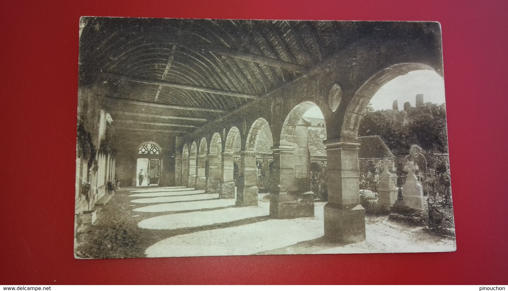 Cpa -montfort  L’Amaury - Intérieur Du Cimetière - Montfort L'Amaury