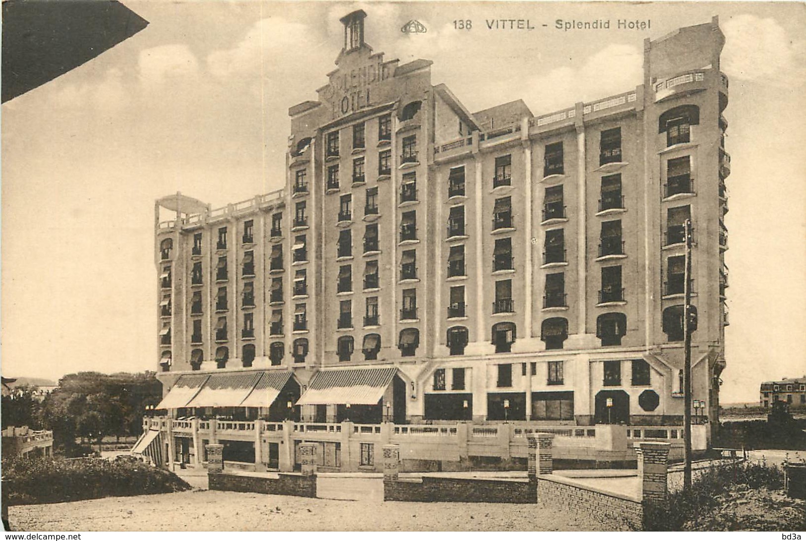 88 - VITTEL -  SPLENDID HOTEL - Contrexeville