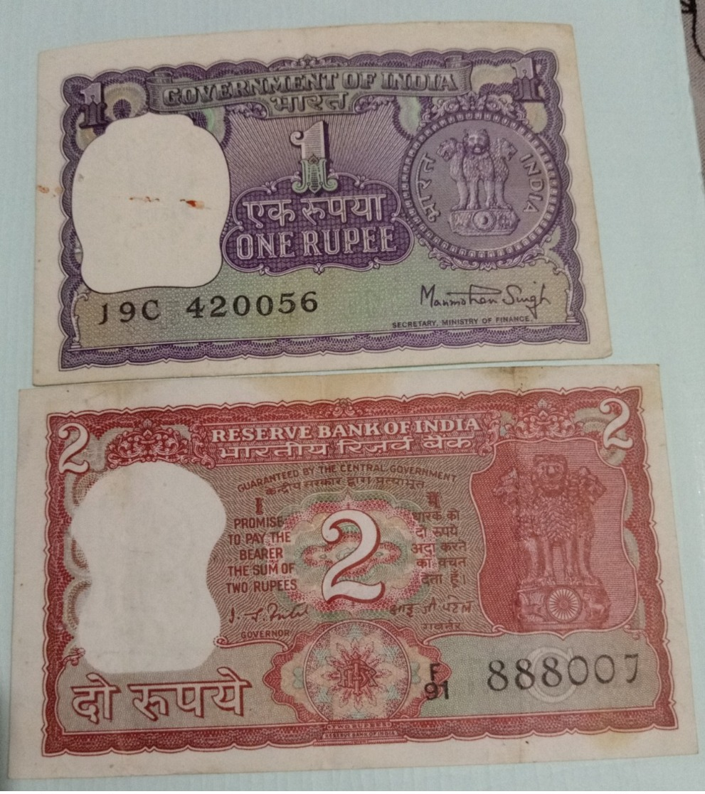 2 Different..... India Inde Notes.. - India