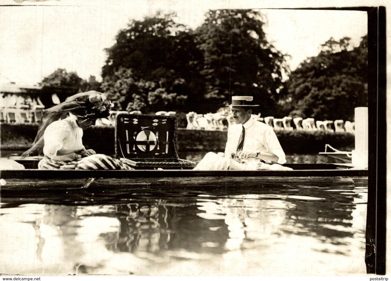 HENLEY  REGATTA 16*12 CM Fonds Victor FORBIN 1864-1947 - Non Classés