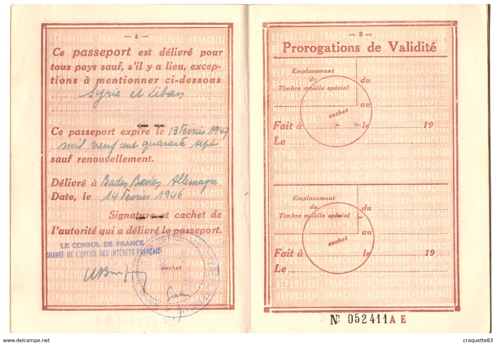 PASSEPORT N° 1561 - RF - DELIVRE A BADEN BADEN  1946  -TAMPON PONT DU RHIN - Documents